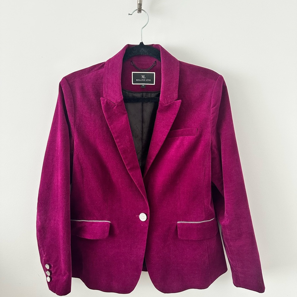 Melanie Lyne Fuchsia Velvet Blazer
